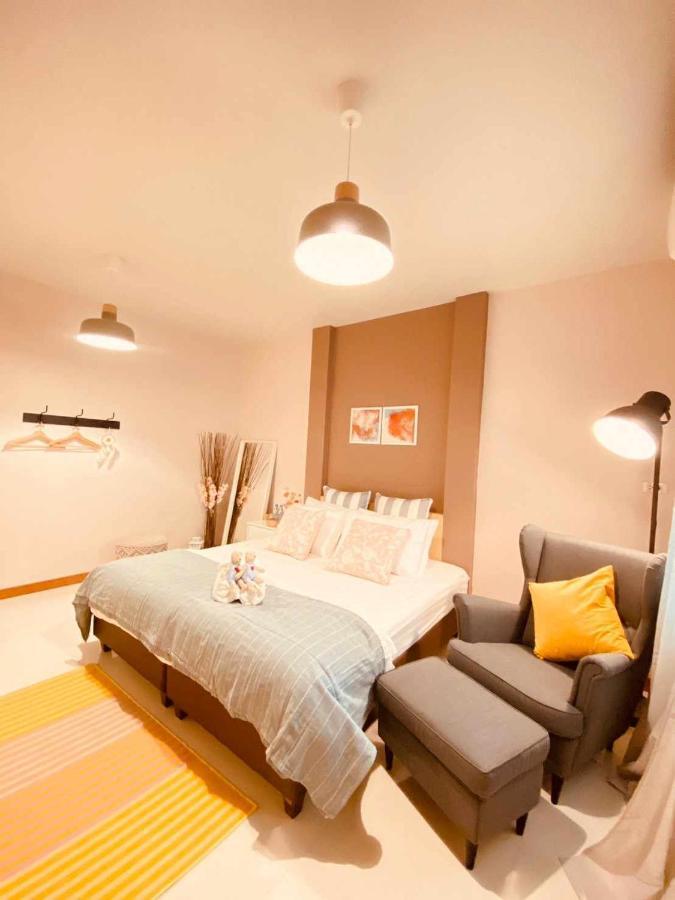 Hotel Por Poshtel 3*