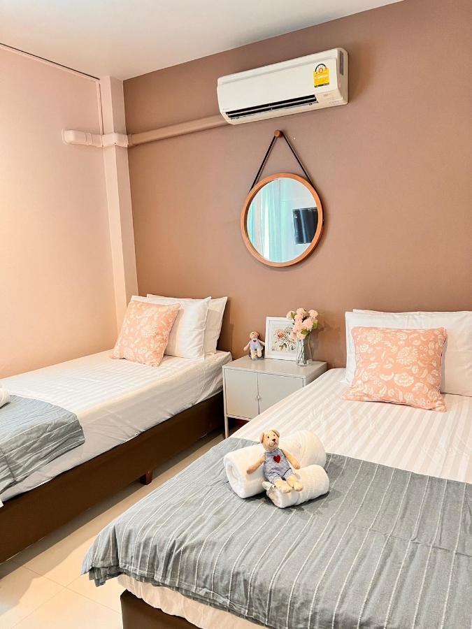 Hotel Por Poshtel 3*