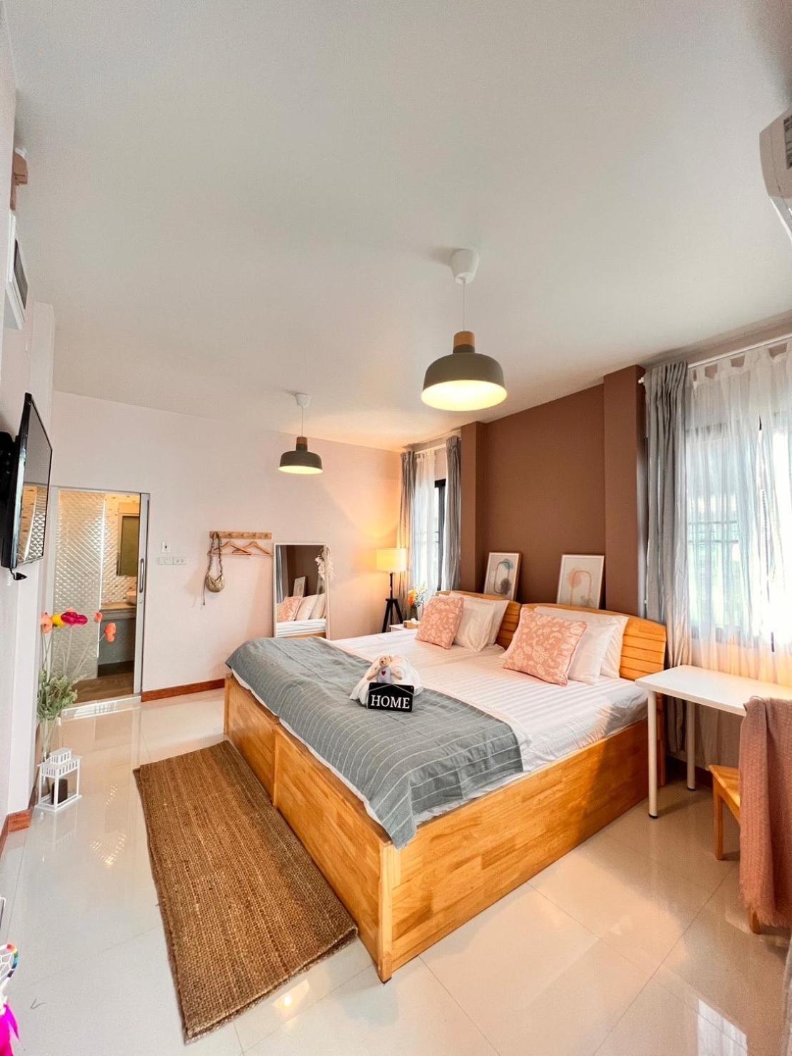 Por Poshtel Hotel Kanchanaburi